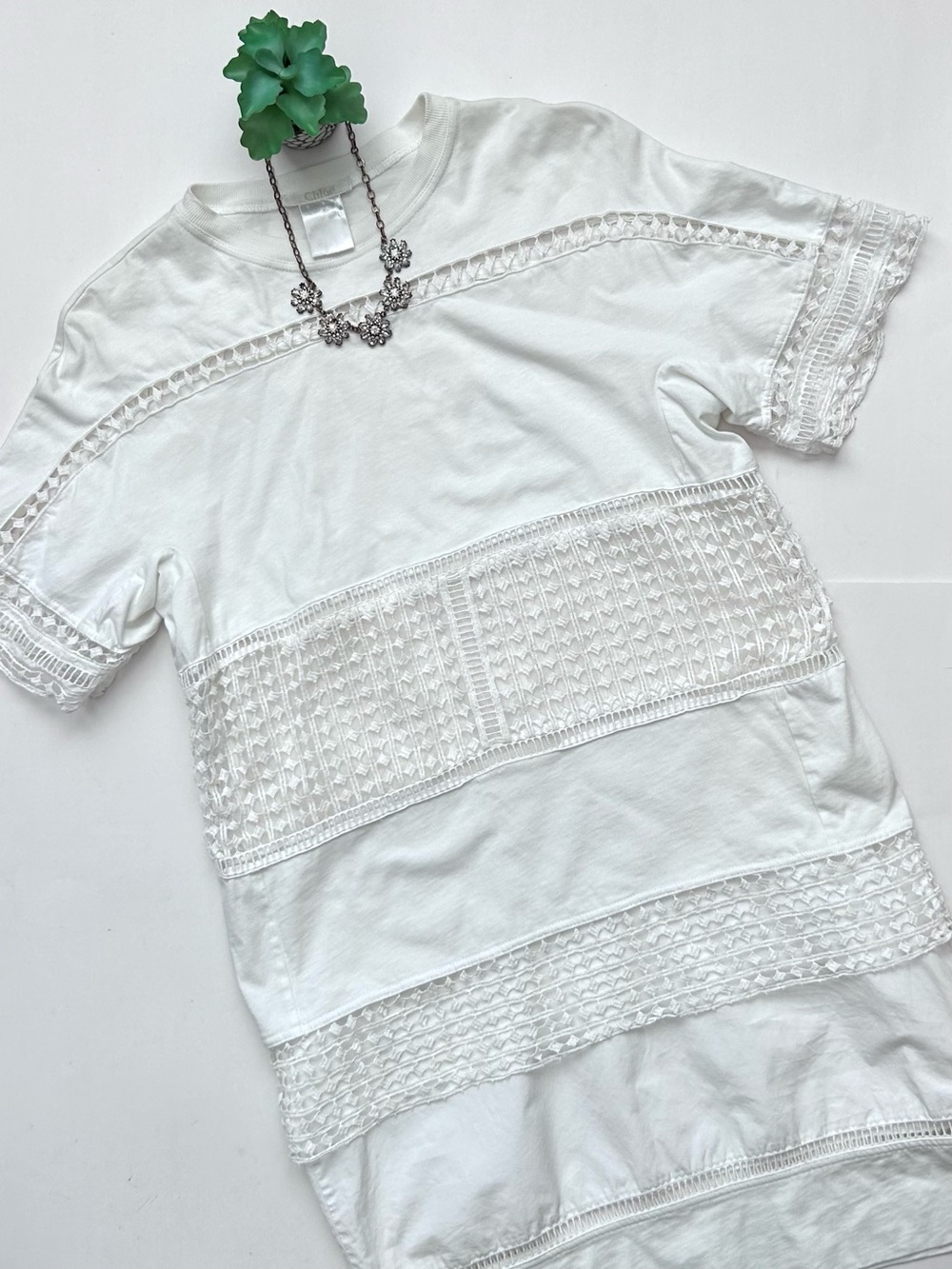 Chloe White Embroidered Short Sleeve Shift Dress